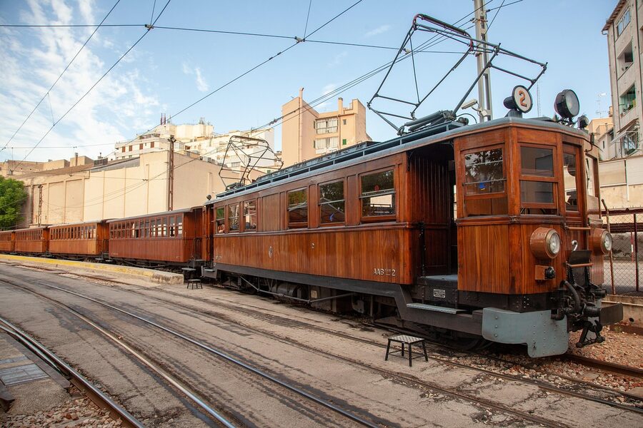 Ferrocarril de Soller red train on tracks