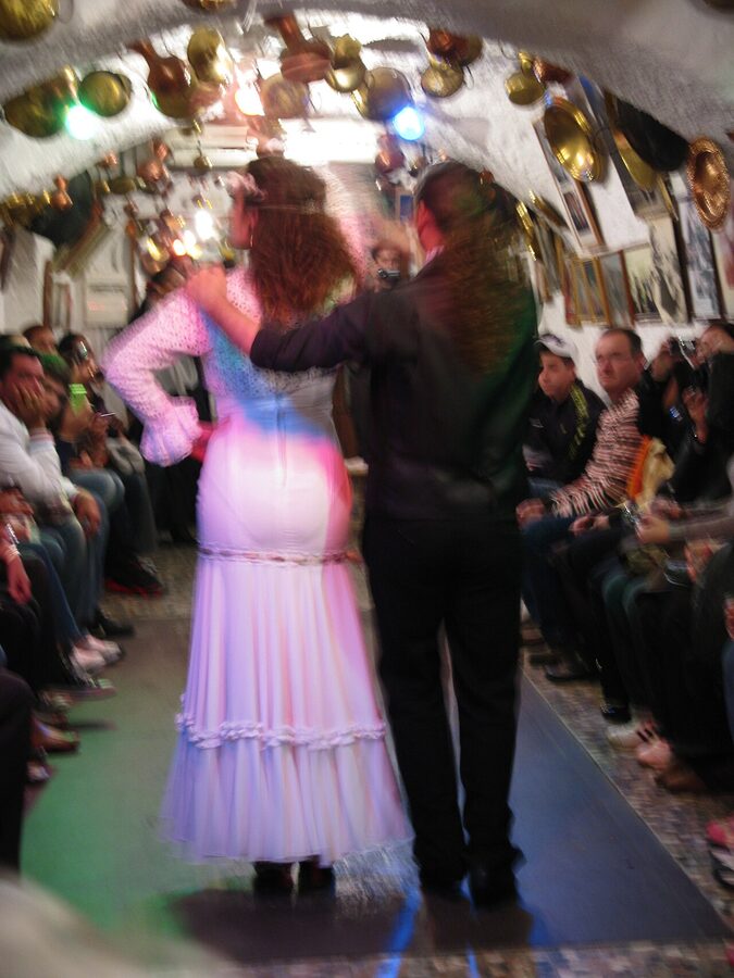 Flamenco zambra performance with palmas Granada