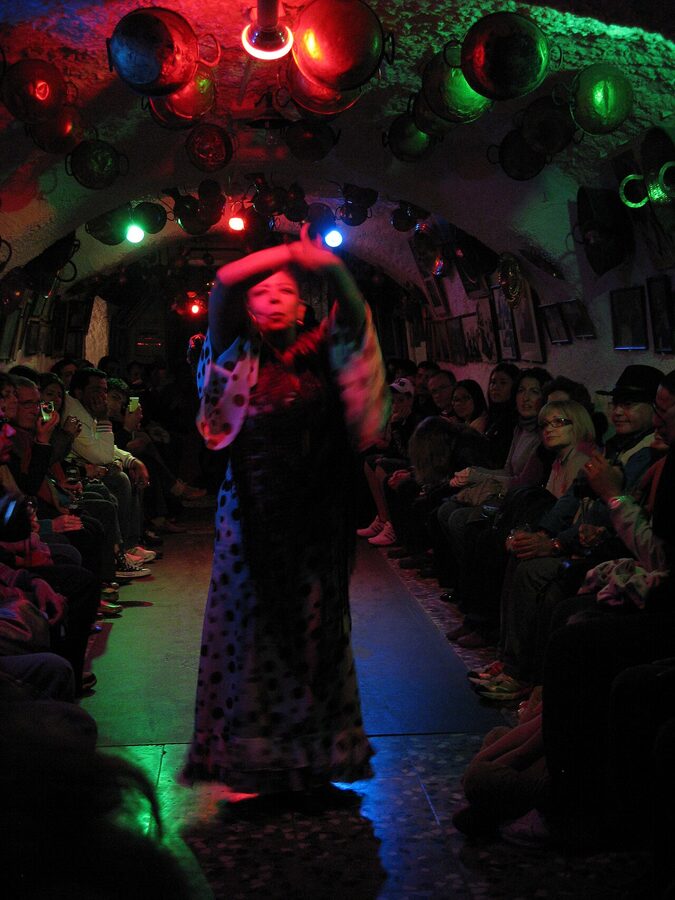 Flamenco cantaor singer Granada zambra