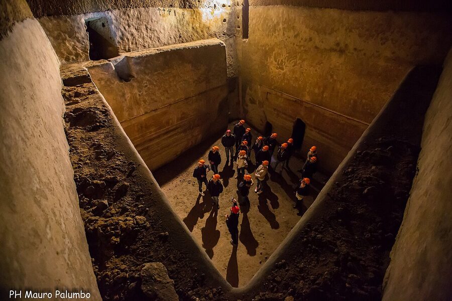 Passaggio dei pozzari Bolla aqueduct Galleria Borbonica