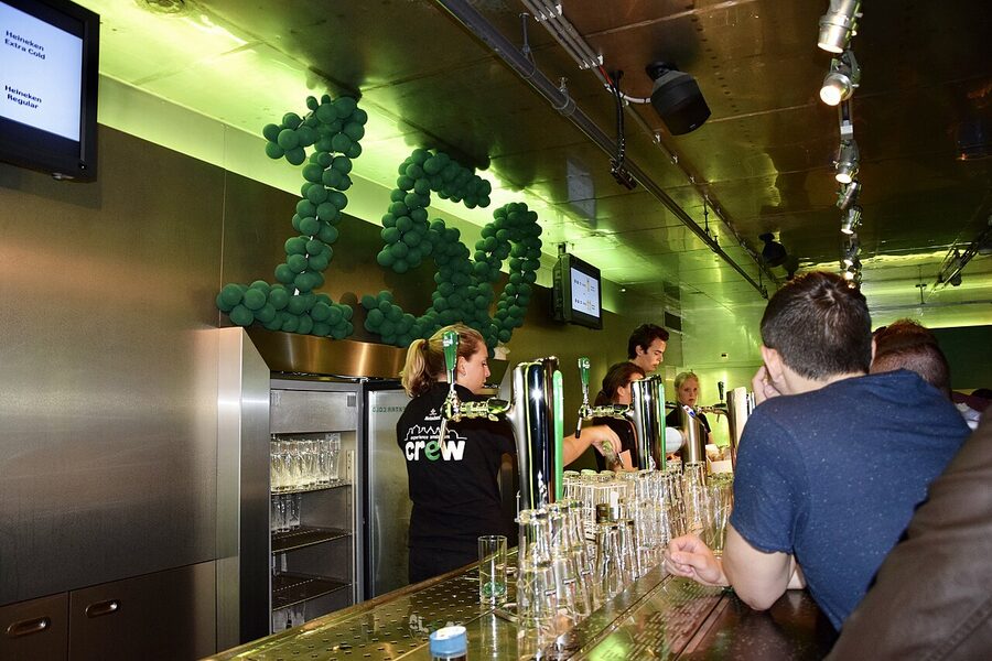 Heineken Experience tasting room Amsterdam