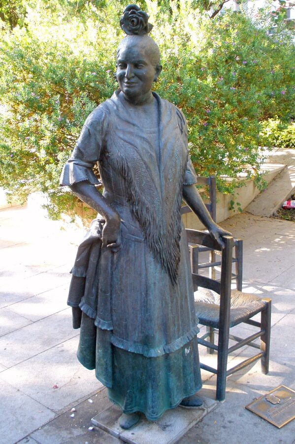 Statue of Maria La Canastera Granada flamenco