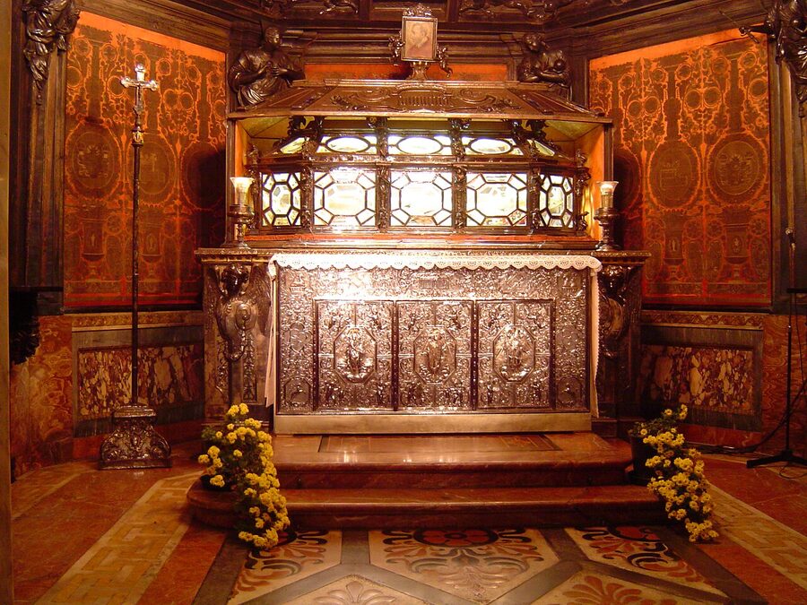 Crypt of St Charles Borromeo beneath Milan Duomo
