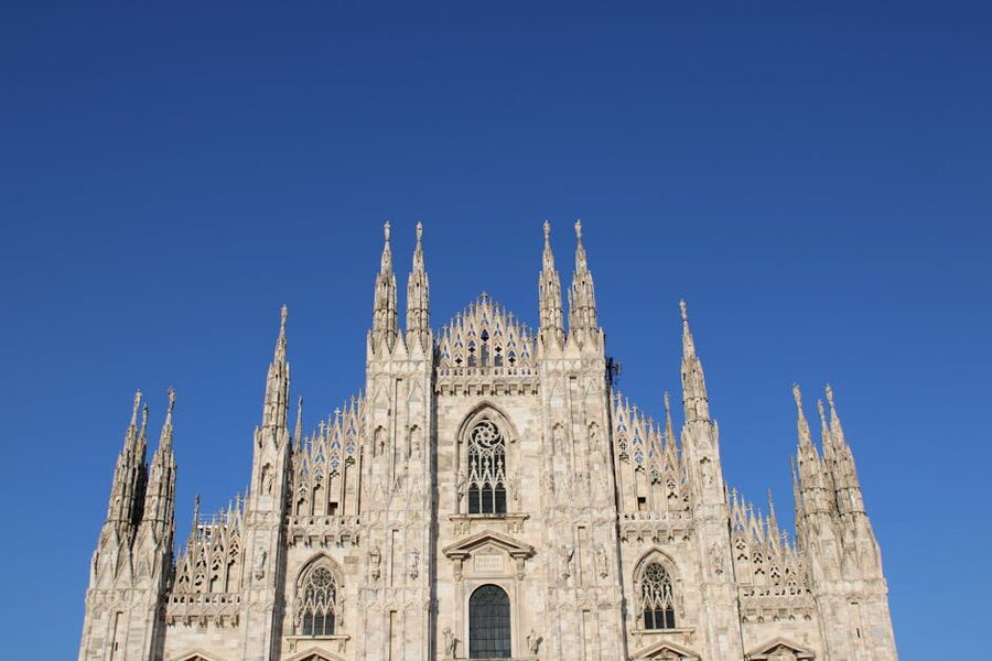 The Best Way Up the Milan Duomo