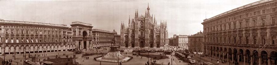 Historic 1909 photograph of Piazza del Duomo Milan
