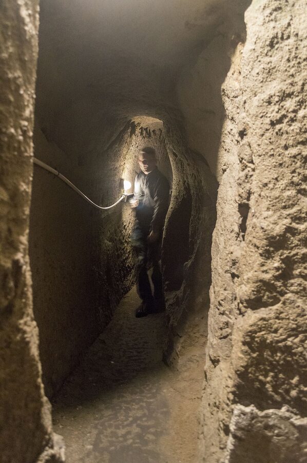 Stone corridor Quartieri Spagnoli aqueduct Naples Underground
