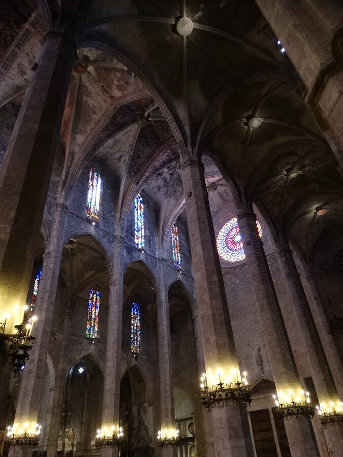 Palma Cathedral nave pillars looking up