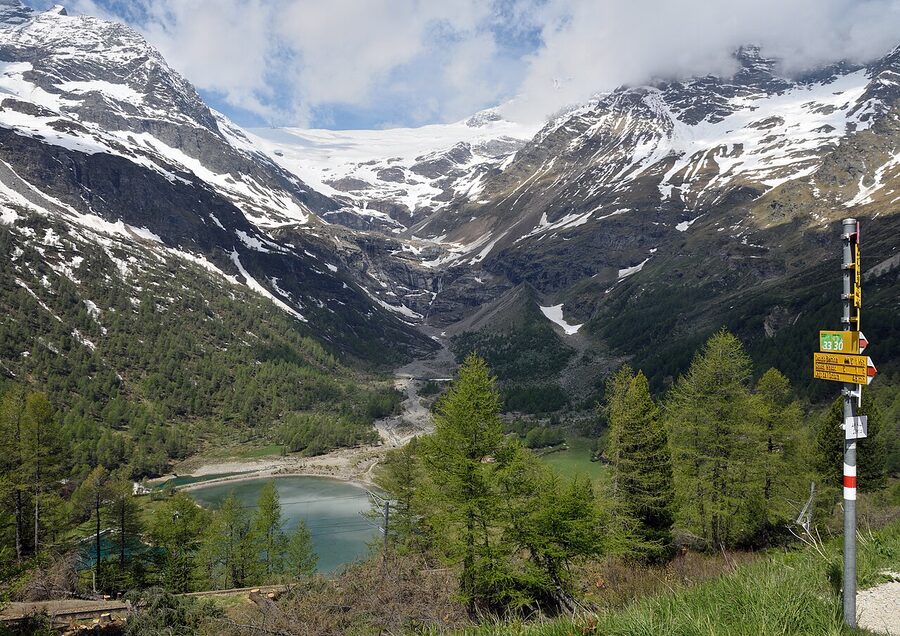Palü Glacier from Alp Grüm station