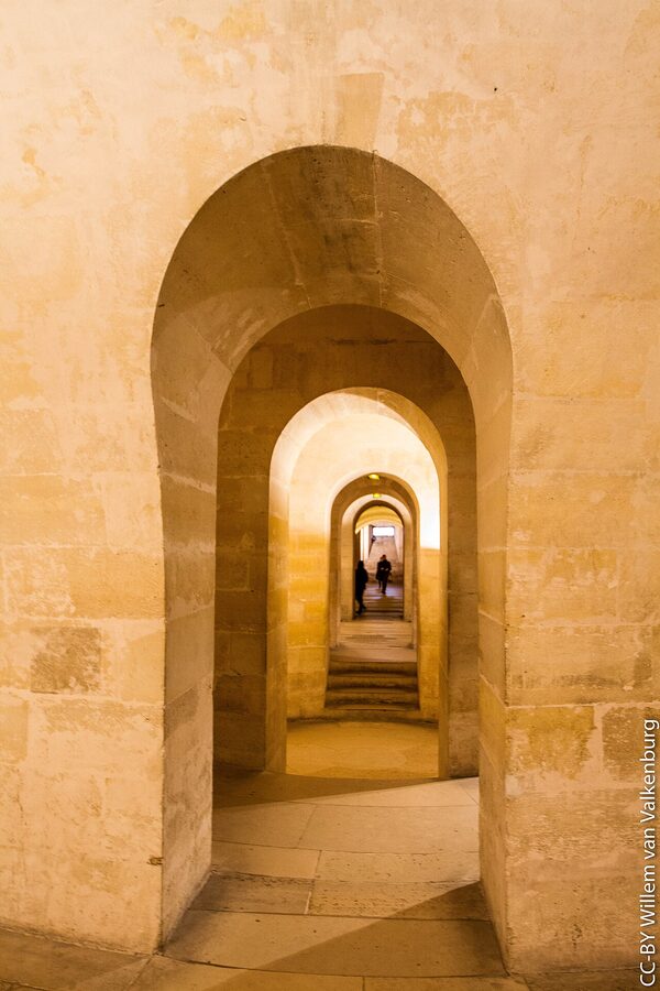 Crypt corridor and barrel vaults in the Panthéon Paris