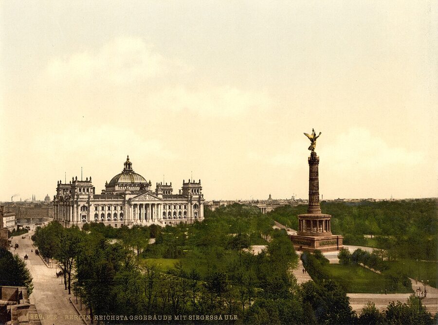 The original Reichstag with the Victory Column around 1900