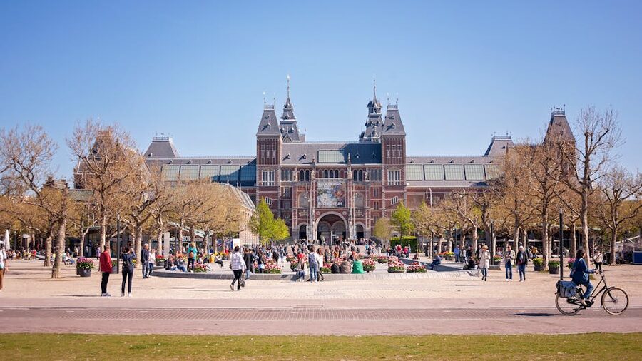Tourists at the Rijksmuseum on a sunny day
