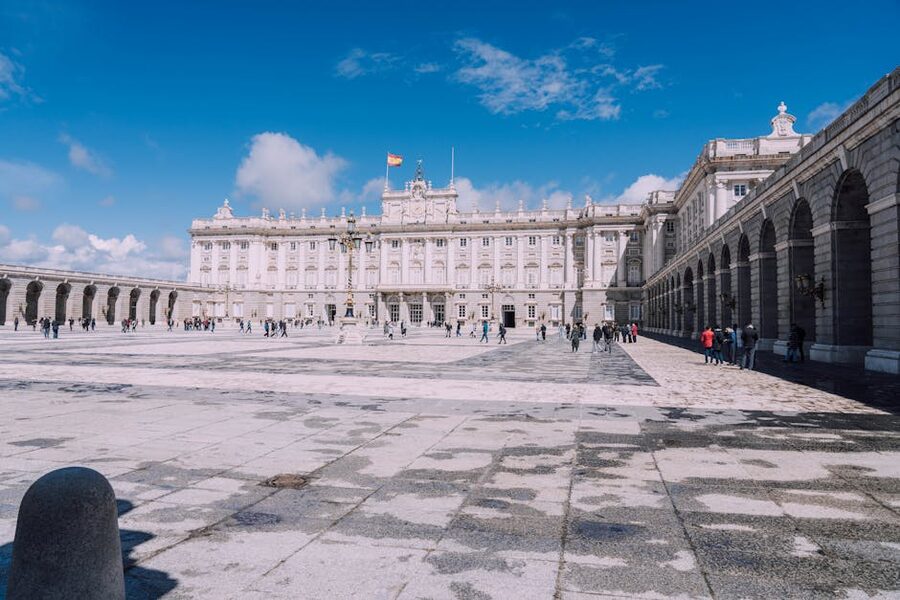 Plaza de la Armeria in front of Royal Palace Madrid