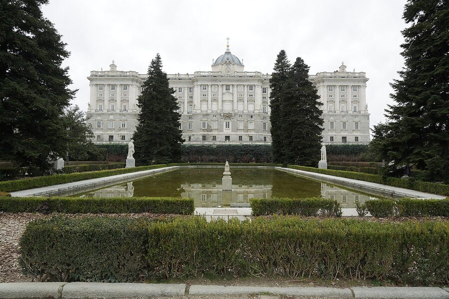 Central reflecting pool in Sabatini Gardens Madrid