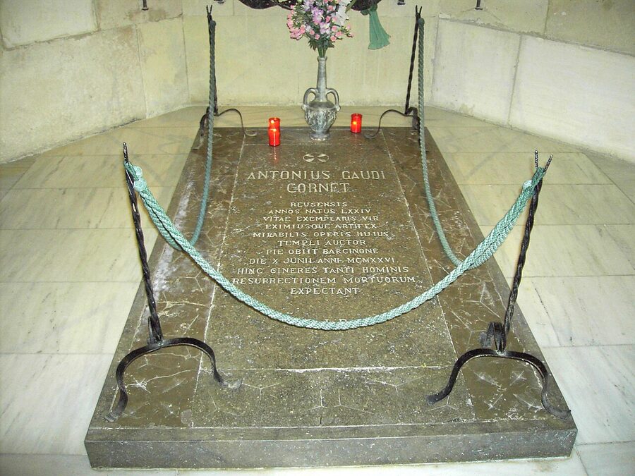 Antoni Gaudi tomb in the crypt of the Sagrada Familia