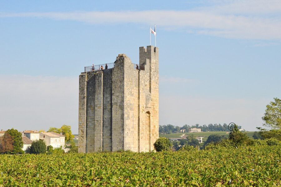 Stone château architecture in the Saint-Émilion countryside