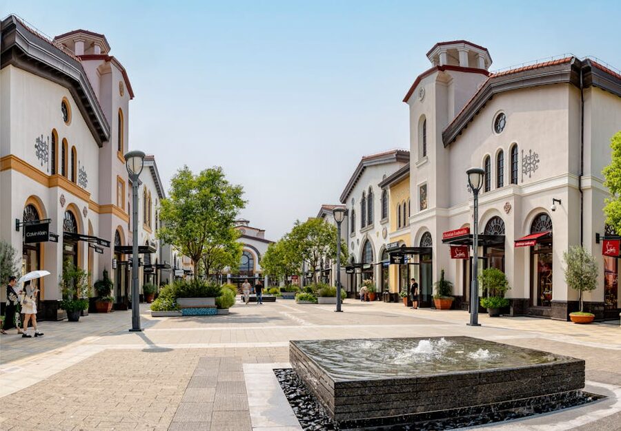 Italian designer outlet village arcade in Noventa di Piave