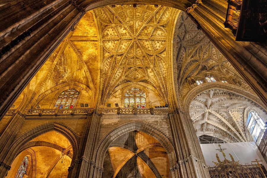 Seville Cathedral columns and interior architecture