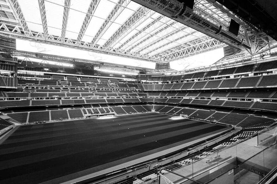 The Bernabéu with the new retractable roof partially closed