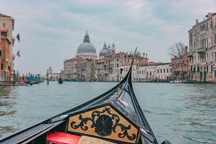 Venice Gondola Rides: Where, When, How Much